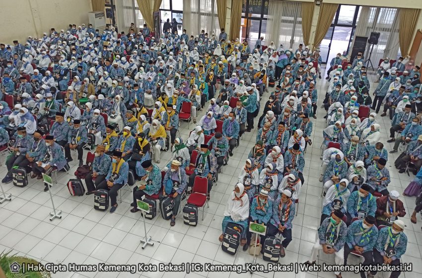  Dokumentasi Kedatangan Jemaah Haji Kloter 4-JKS di Asrama Haji dan Islamic Center Kota Bekasi