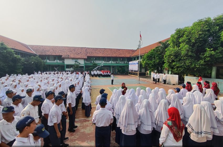  Upacara Hari Kebangkitan Nasional